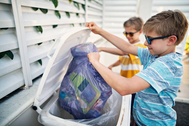 Best Construction Debris Removal  in Rockwood, MI